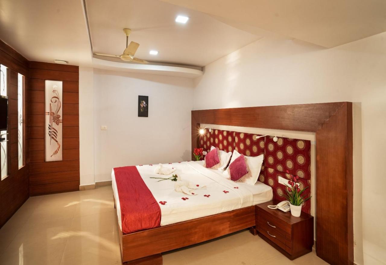 Empire Residency Tiruvalla Exterior foto