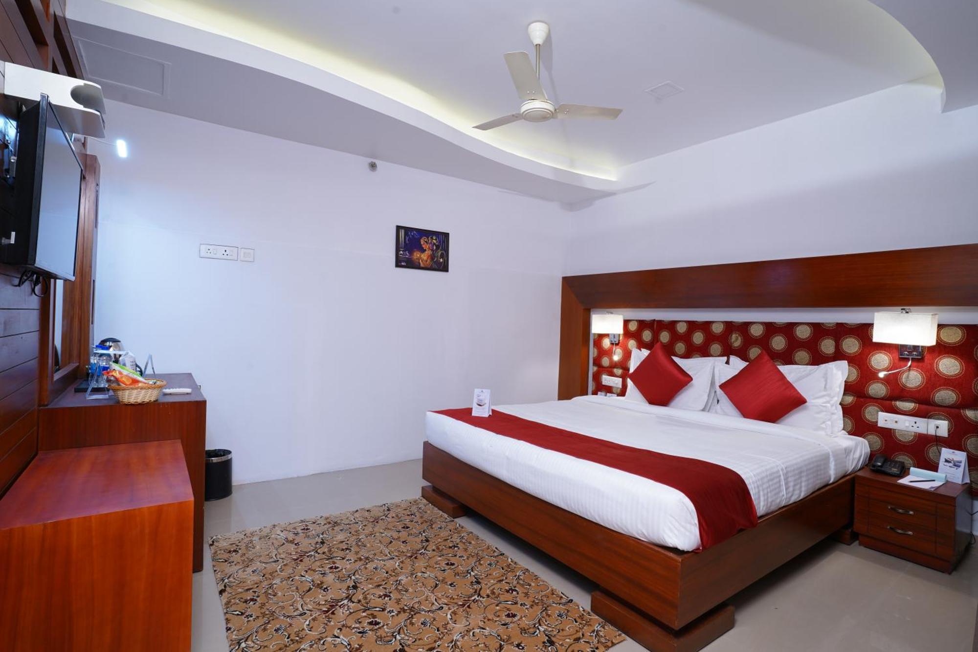 Empire Residency Tiruvalla Exterior foto